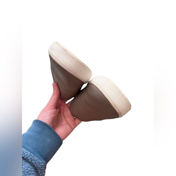 VINCE Blair Perforated Leather Slip-On Sneakers - Picture 4 of 8